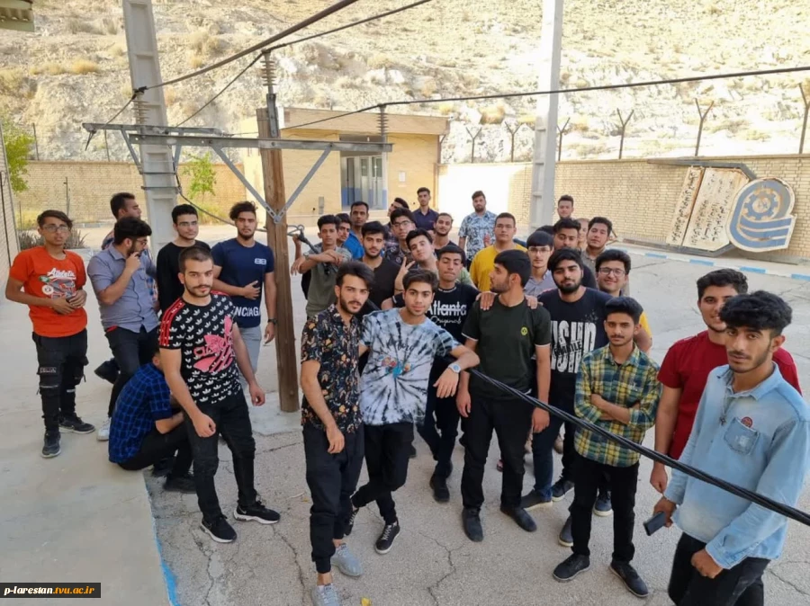 بازدید دانشجویان از سایت آموزشی توزیع شبکه برق 5