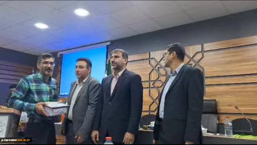 تقدیر از آموزشکده فنی لارستان در حوزه ی روابط عمومی 2