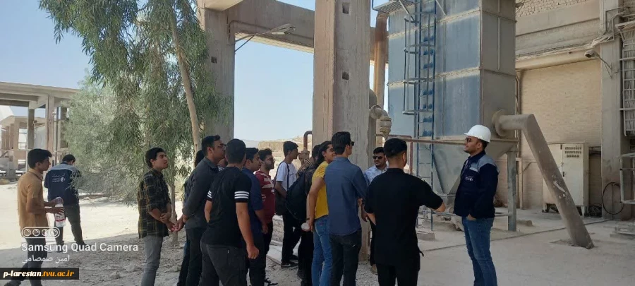 اردوی راهیان پیشرفت دانشجویان و بازدید از خط تولید کارخانه سیمان لارستان 6