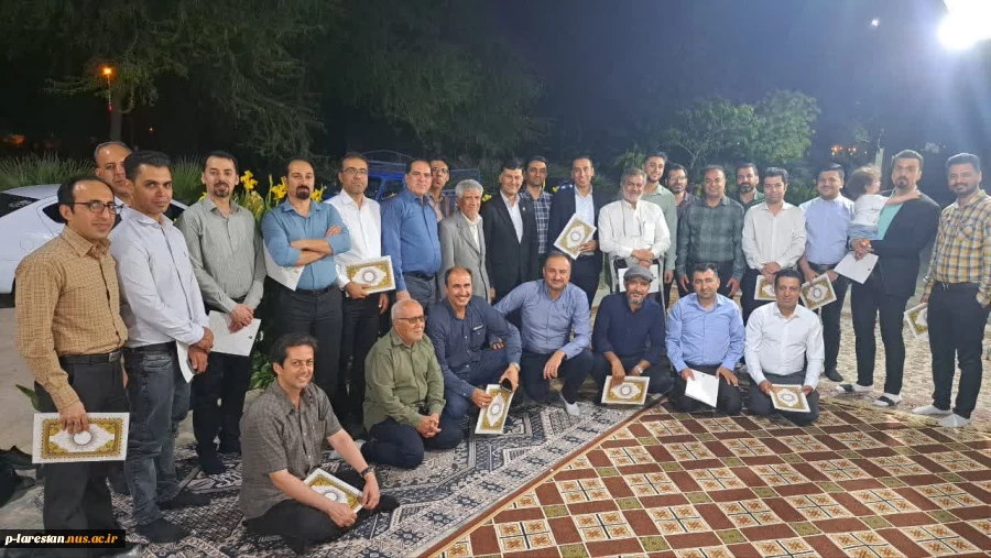به مناسبت روز استاد از اساتید دانشگاه ملی مهارت مرکز لارستان تجلیل به عمل آمد.  2
