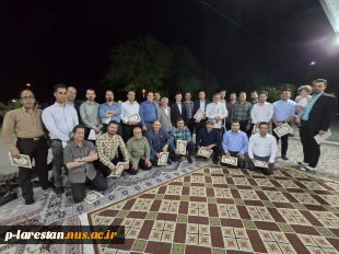 به مناسبت روز استاد از اساتید دانشگاه ملی مهارت مرکز لارستان تجلیل به عمل آمد.  3